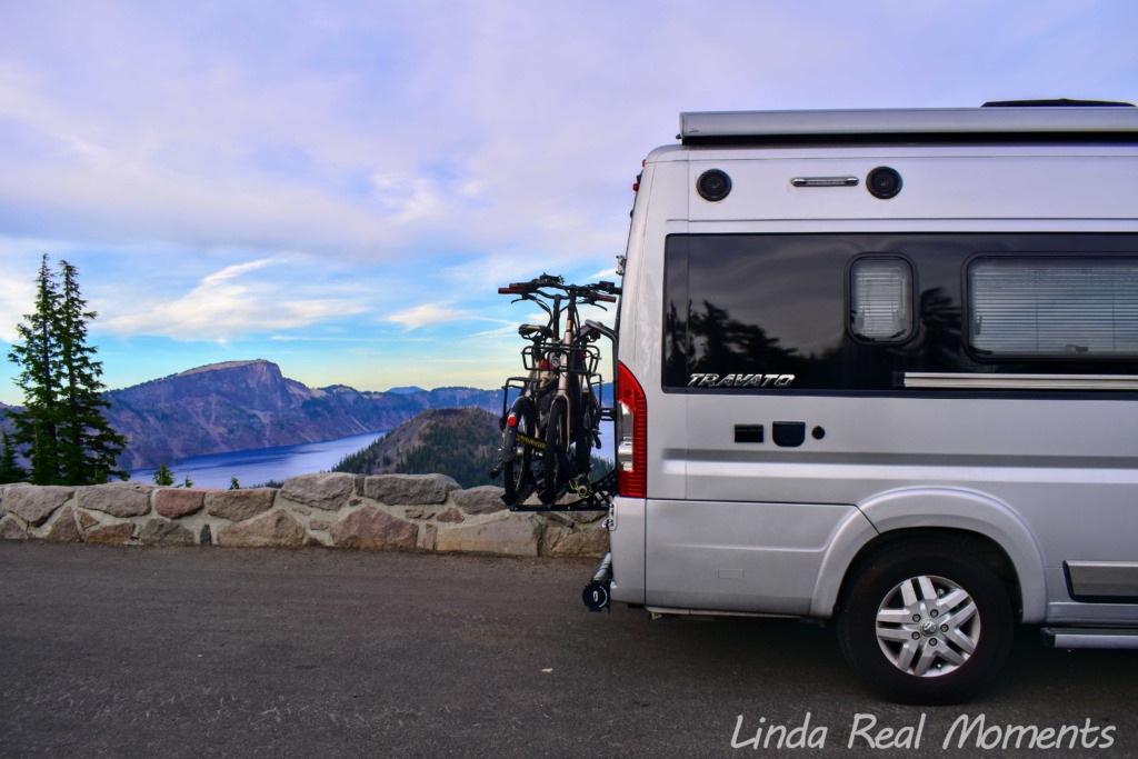 Read more about the article 我們買的第一台露營車介紹-2019年的Winnebago Travato 59KL