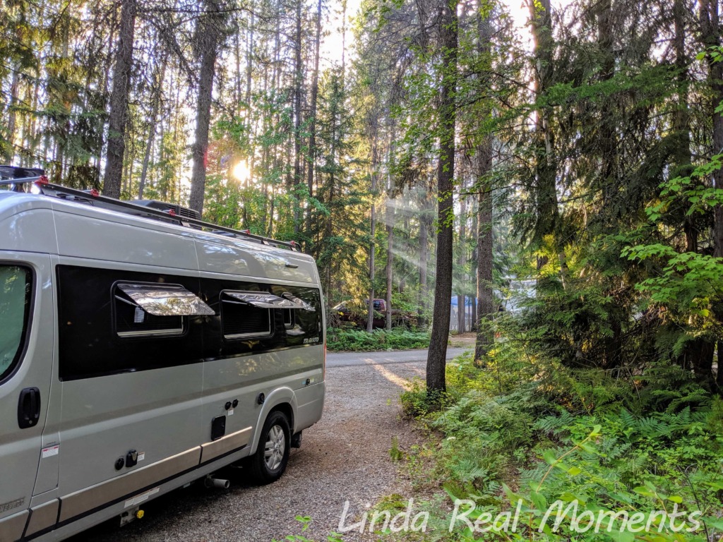 Read more about the article 夏天往北跑，冬天往南走，永遠舒適的露營天氣